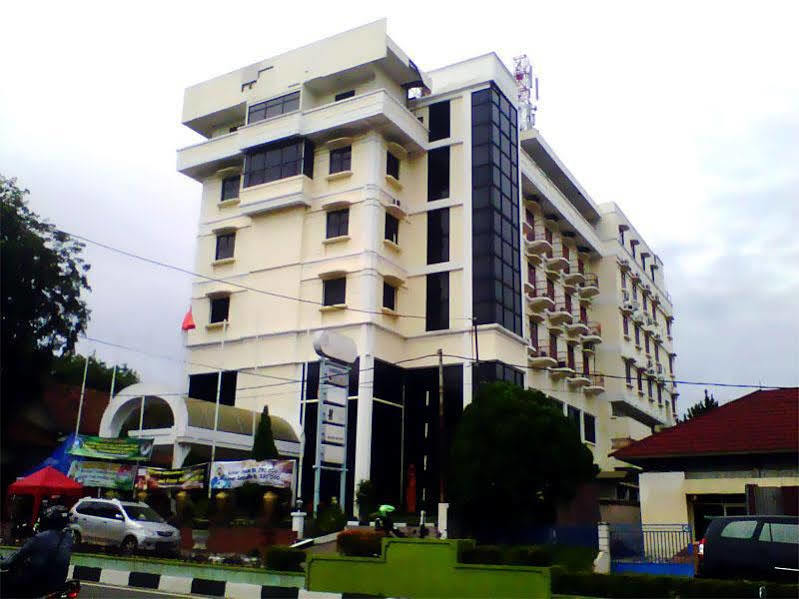 Hotel Bumi Asih Padangsidimpuan Batubelubang Esterno foto